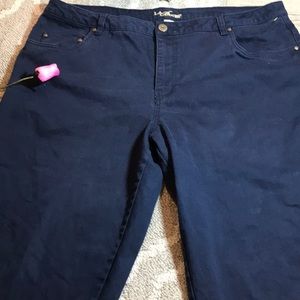 L. A. Blues~~Denim Capris 🔷